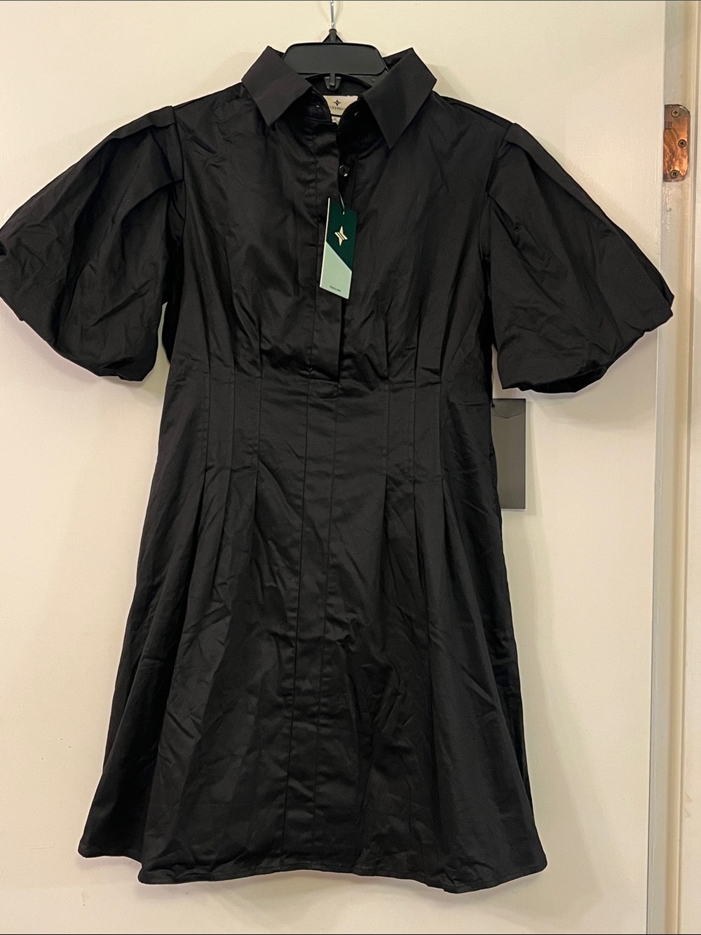 Tuckernuck Black Puff-Sleeve Shirt Dress with Structured Collar Fully Lined